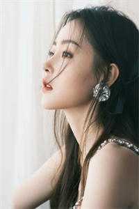 楚婉凝是谁